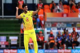 Chennai Super Kings (CSK) Squad IPL Auction 2022: 14 करोड़ रुपये में बिके Deepak Chahar, यहां देखें पूरी List