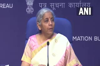Income Tax Slab: बजट में इस साल इनकम टैक्स स्लैब में क्यों नहीं की गई कटौती? जानें क्या बोलीं वित्त मंत्री निर्मला सीतारमण