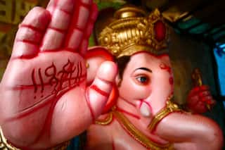 एकदंत संकष्टी चतुर्थी 2022: आज है चतुर्थी व्रत, पूजा के वक्त जरूर पढ़ें गणेश जी के ये 12 नाम