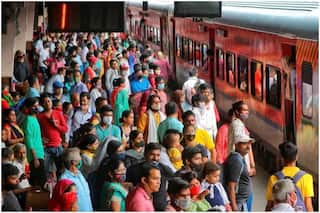 IRCTC/Indian Railways: रेलवे ने आज रद्द कीं 379 ट्रेनें, 31 आंशिक रूप से रद्द | देखिए पूरी लिस्ट