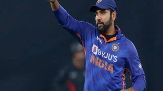 IND vs SL, 3rd T20I: रोहित शर्मा ने रच दिया इतिहास, T20I में बने 'नंबर-1 कप्तान'