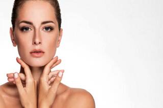 Skin Care: हल्दी का त्वचा पर ऐसे करें इस्तेमाल, पिंपल्स समेत कई समस्याएं होंगी दूर