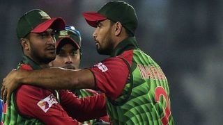Akram Khan Has A Special Message For Mashrafe Mortaza; Surprised By Shakib Going Unsold in IPL Auctions | EXCLUSIVE