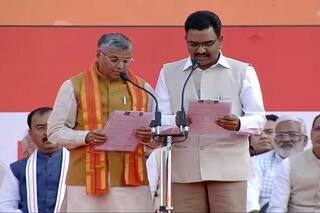 UP: असीम अरुण ने छोड़ी थी IPS की नौकरी, मंत्री बनने के बाद अब बीजेपी का दलित चेहरा बनेंगे