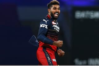 IPL 2022: RCB All-Rounder Hasaranga Celebrates Like Neymar Jr., Calls Him His Favourite Footballer