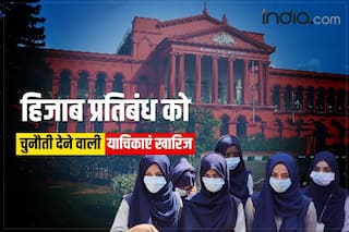 Hijab Row:  हिजाब पर प्रतिबंध बरकरार, कर्नाटक HC ने कहा - हिजाब पहनना धार्मिक बाध्यता नहीं