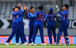 India vs Bangladesh, महिला वर्ल्डकप: भारत ने बांग्लादेश को 110 रनों से हराया, सेमीफाइनल में जाने की उम्मीद जिंदा