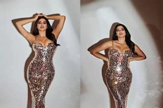 Janhvi Kapoor ने डीप नेकलाइन वाली ड्रेस में दिखाया अपने हुस्न का अंदाज, बोल्ड अवतार देख मदहोश हुए फैंस
