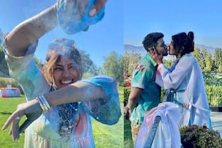 होली के मौके पर निक जोनास के साथ रोमांटिक हुई Priyanka Chopra, रंगो में डूबा नजर आया जोनास परिवार