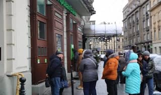 RUSSIA'S LARGEST LENDER SBERBANK: रूस के सबसे बड़े बैंक ने खतरे का हवाला देते हुए यूरोपीय संघ छोड़ा