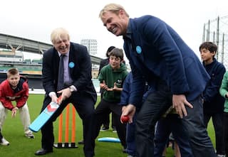 इंग्लैंड के प्रधानमंत्री बॉरिस जॉनसन ने ऑस्ट्रेलियाई दिग्गज शेन वॉर्न को दी श्रद्धांजलि