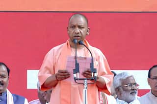 सीएम योगी निभाएंगे हर वादा-बुजुर्ग महिलाओं के लिए बड़ा ऐलान-यूपी रोडवेज की बसों में अब करेंगी मुफ्त यात्रा