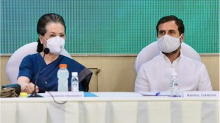 At CWC Meet, Gandhis Offer Resignation, Congress Decides Sonia To Stay Party Chief Till Internal Polls