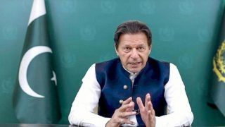 Pakistan Political Crisis LIVE: मुश्किल में इमरान खान की कुर्सी, आज रात पाकिस्तान की आवाम को देंगे पैगाम पीएम