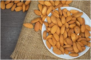 How Snacking on Almonds Can Give you Healthy and Glowing Skin, Find Out