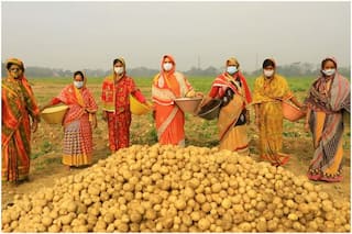 Meet The Women Farmers of West Bengal Who Are Bringing The Change, Breaking One Gender Stereotype at a Time!