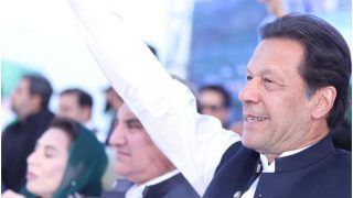 Pakistan Political Crisis: पाकिस्तान में कैबिनेट की बैठक जारी, पीएम इमरान खान कर सकते हैं बड़ा ऐलान?