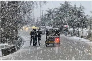 Jammu Kashmir Weather Updates: जम्मू-कश्मीर और लद्दाख में अगले 24 घंटों में हो सकती है बारिश और बर्फबारी, मौसम विभाग ने जताई संभावना