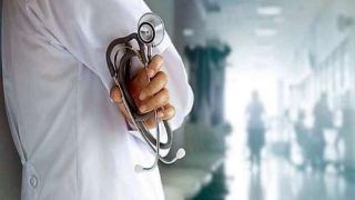 Tamil Nadu: Madurai Medical College Dean Removed For Administering 'Charaka Oath' to Students