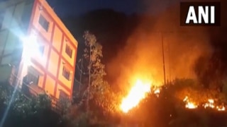 Forest Fire Flares Up As Temperature Soars, Reaches Boys Hostel Of Medical College In Uttarakhand's Srinagar | Watch