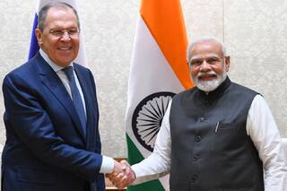 PM Modi Meets Russian Foreign Minister Lavrov, Says India Ready To Contribute In Peace Efforts