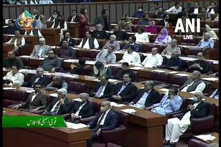 इमरान खान के मंत्री ने नेशनल असेंबली में स्वीकार की हार, कहा- आज हम हैं लेकिन कल नहीं होंगे