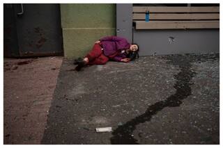 Even as Mariupol Appears on Verge of Falling, Ukrainians Defy Russia   s Demand