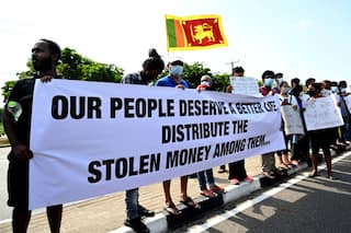 Emergency In Sri Lanka: श्रीलंका में फिर लगा आपातकाल, राजपक्षे सरकार से इस्तीफे की मांग तेज