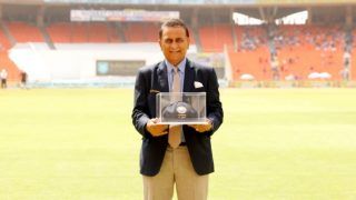 IPL 2022: सुनील गावस्कर ने अंग्रेजी कॉमेंटेटर से कहा- हमें हमारा कोहिनूर लौटाने को कहो