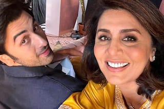 Neetu Kapoor Drops a Selfie With 'Jaane Jigar' Ranbir Amid His Wedding Rumours