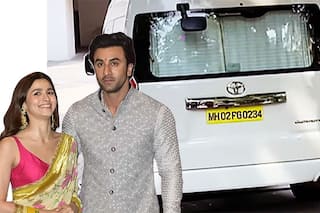 On Ranbir and Alia's Wedding, Kapoors Baraat Procession Between Krishna Raj Bungalow And Vastu