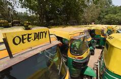 Delhi Auto, Taxi Strike Over CNG Subsidy, Fare Hike Enters Day 2 as Commuters Continue to Struggle