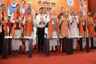 यूपी में सीएम योगी सरकार की दोबारा जीत पर चर्चाओं में है किताब 'अंत्योदय को साकार करता उत्तर प्रदेश'