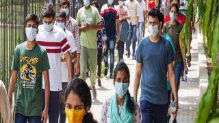 केरल के तीन जिलों में तेजी से बढ़ता जा रहा कोरोना वायरस, स्वास्थ्य मंत्री ने कहा-घबराएं नहीं, मास्क लगाएं