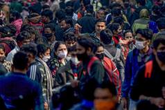 Traders, Market Associations Urge Locals to Follow COVID Guidelines as Delhi Witnesses Surge in Cases