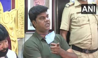 प्रभाकर साइल की मौत को लेकर शिवसेना ने BJP पर साधा निशाना, कहा- चींटी की मौत पर भी हंगामा मचाने वालों की चुप्पी पर गहरा रहा है शक