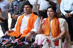 Hanuman Chalisa Row: Fadnavis Calls Arrest of Navneet Rana, Ravi Rana Painful For Maharashtra