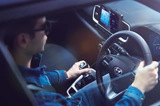 तीसरे नंबर पर हुंडई वेन्यू तो 5वें पर महिंद्रा XUV300, ये हैं सबसे ज्यादा बिकने वाली टॉप 100 SUV