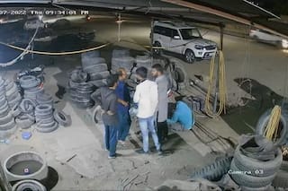 Five Men Are Engrossed in Talking Casually, And They Suddenly DISAPPEAR | Watch