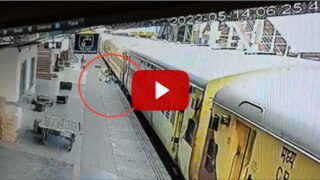 Madhya Pradesh: RPF Constable Saves Woman Who Jumped Off Moving Train In Ujjain | WATCH