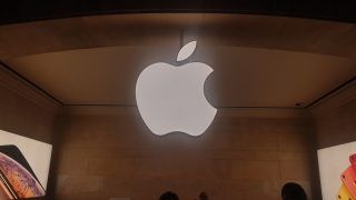 Apple Announces Salary Hike For Retail And Corporate Employees. Deets Inside