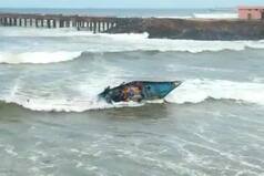 Cyclone Asani: Group Of Fishermen Narrowly Escape After Their Boat Capsizes Off Odisha Coast | WATCH
