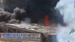 Massive Fire Breaks Out At Chhattisgarh’s Nehru Nagar Under Bridge, Fire Tenders Rush to Spot
