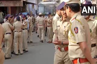 Maharashtra: 19 Cops Injured, 12 Vehicles Damaged During Clashes in Palghar Steel Factory; 27 held