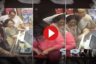 Chorni Ka Video: इससे शातिर चोरनी नहीं देखी होगी, सबके सामने चुरा लिया पर्स किसी को पता भी ना चला | देखें वीडियो