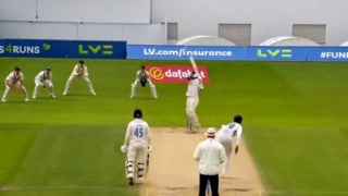 Video cheteshwar pujara played a brilliant up cut against shaheen afridi in county cricket 5380774