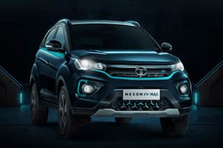 आ गई Tata की Nexon EV Max, सिंगल चार्ज में दौड़ेगी 437 किलोमीटर, शुरुआती कीमत 17.74 लाख रुपये