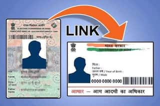 Aadhaar Card को मतदाता सूची से जोड़ने पर जल्द जारी हो सकते हैं नियम, जानें मुख्य निर्वाचन आयुक्त ने क्या दिया अपडेट