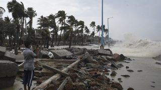 Cyclone Asani LIVE Updates: भीषण रूप ले सकता है चक्रवाती तूफान 'असानी', 105km की रफ्तार से चलेंगी हवाएं