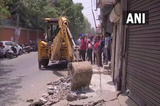 News Highlights 12 May 2022: दिल्ली में बुलडोजर का विरोध, नहीं खुलेंगे ताज के 22 दरवाजे, ज्ञानवापी का होगा सर्वे